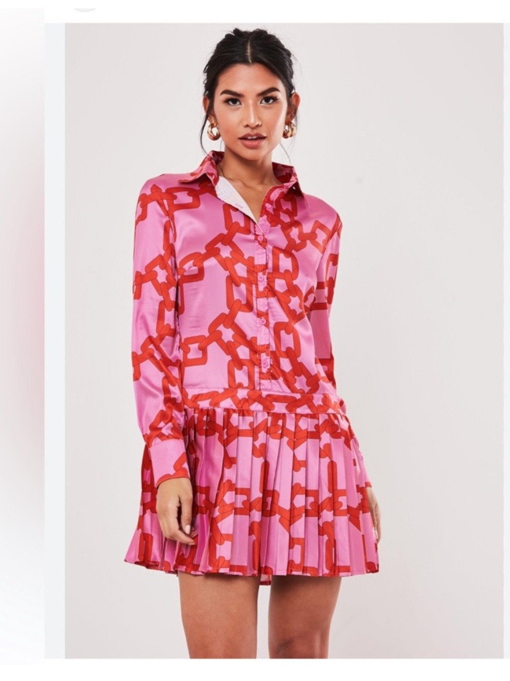 Missguided + Pink Mini Dress with Red Chain Print
